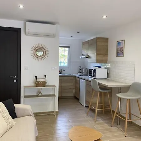 Apartment Cosy A 500m De La